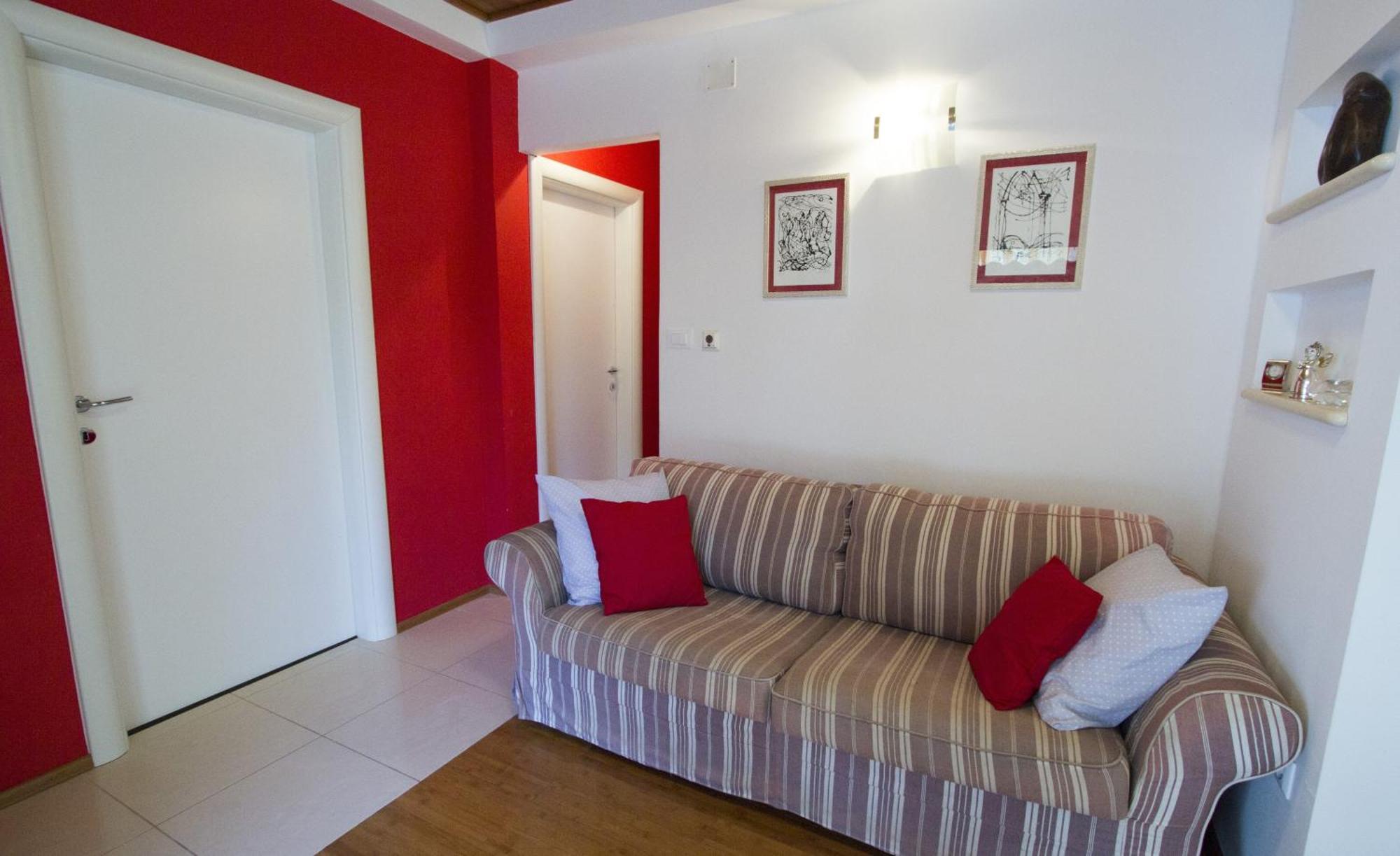 Apartments By The Sea Brela, Makarska - 11821 الغرفة الصورة